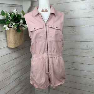Forever 21 Blush Pink Zip Front Romper Size Large